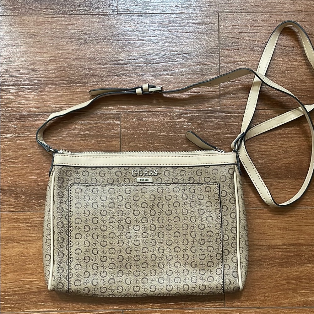 Guess Tan Crossbody Bag with Adjustable Strap and Metallic Hardware